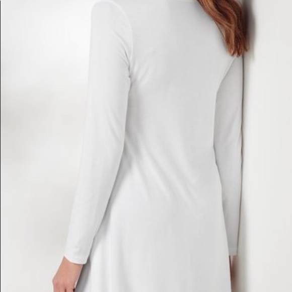 Soft Surroundings Tagore Long Sleeve V-Neck Tunic Top Size Medium - Picture 10 of 10